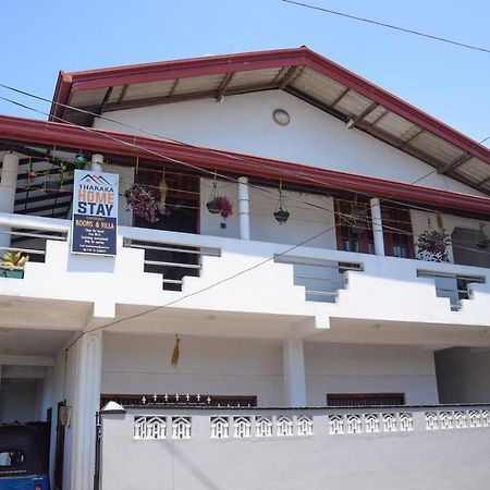 Tharaka Homestay Weligama Extérieur photo
