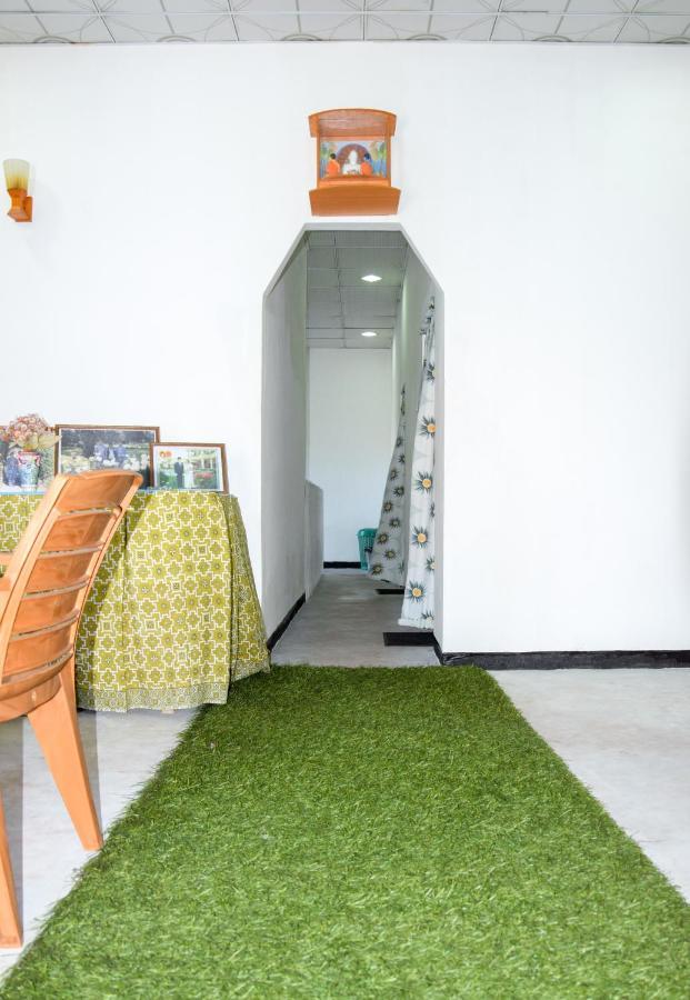 Tharaka Homestay Weligama Extérieur photo