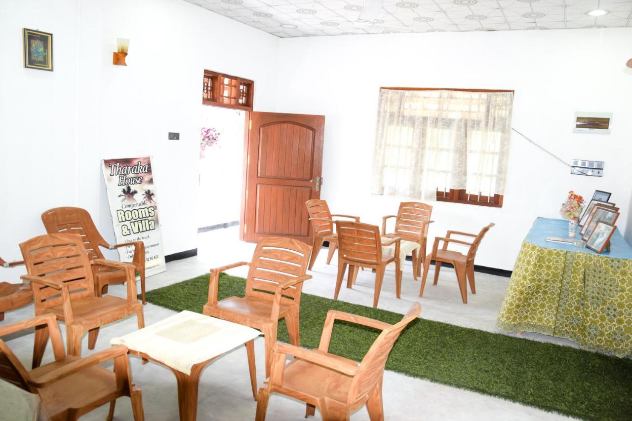 Tharaka Homestay Weligama Extérieur photo