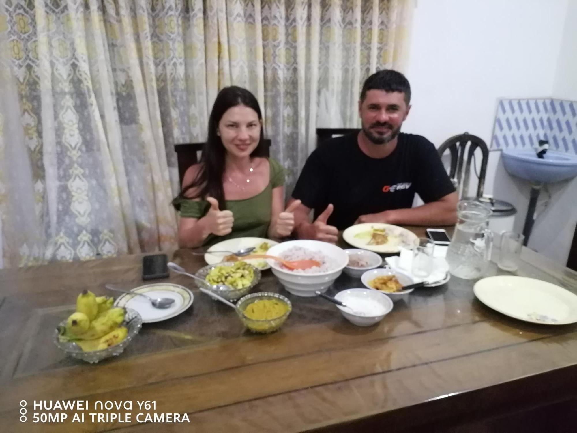 Tharaka Homestay Weligama Extérieur photo