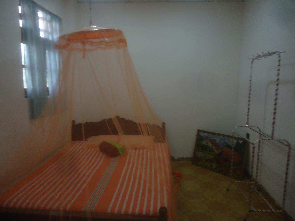 Tharaka Homestay Weligama Extérieur photo